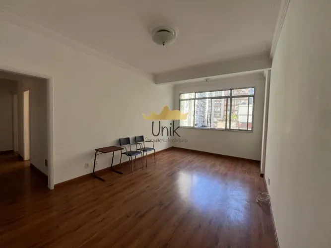 Apartamento no Condomínio Ed. Rory localizado na Rua Bolivar - Copacabana - Rio de Janeiro