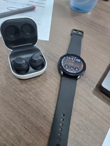 Kit Buds FE + Galaxy Watch 4