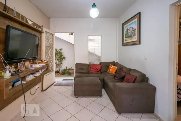 Casa à Venda - Sagrada Família, 8 Quartos, 245 m2