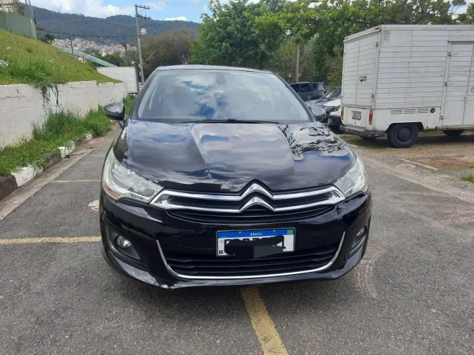 Citroen C4 Lounge Tendance 1.6 Turbo 4P AUT 2015