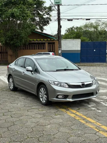 Honda Civic Sedan LXR 2.0 Flexone 16V Aut. 4P 2014