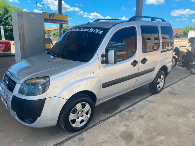 Fiat Doblo Essence 1.8 Flex 16V 5P 2013