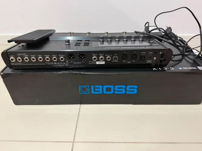 PEDALEIRA BOOSS GT-1000