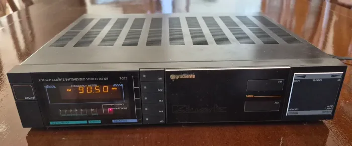Sintonizador de Rádio Estéreo AM/FM - Gradiente T-275