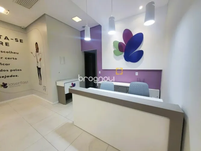 Loja térrea à venda com 65,78m² privativos - Terra Firme - Campinas, São José - SC