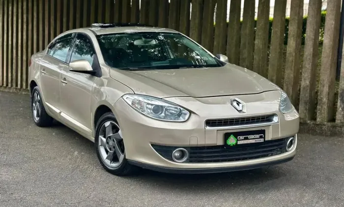 Renault Fluence Sedan Privilège 2.0 16V Flex AUT 2012