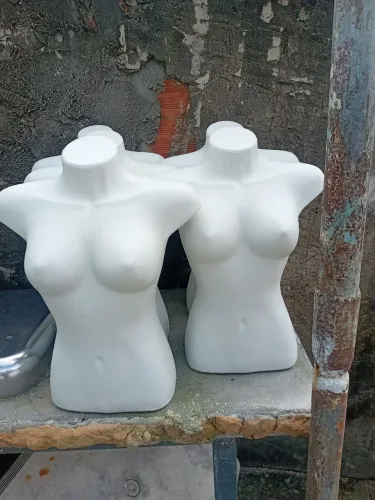 MANEQUIM PRA LOJAS
