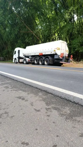 Carreta guerra 3 eixos