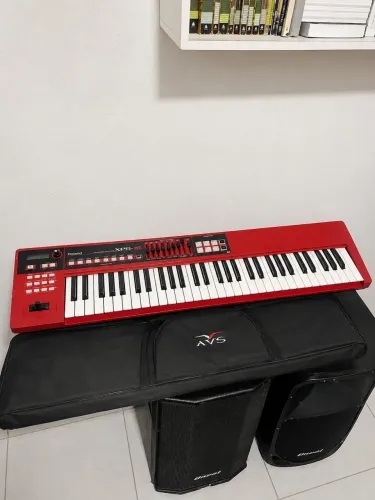 TECLADO MUSICAL 