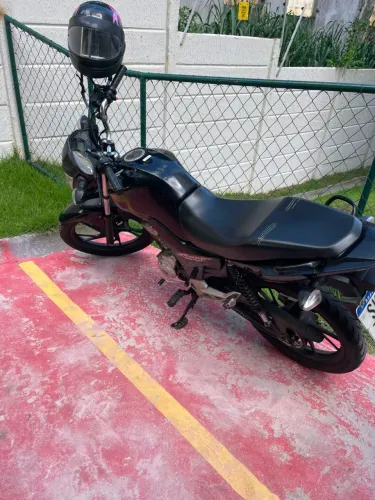 Moto pra alugar 