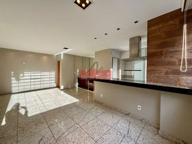 Aluguel apartamento três quartos Sion com lazer