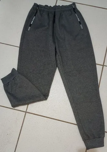 calça jogger forrada cinza mescla