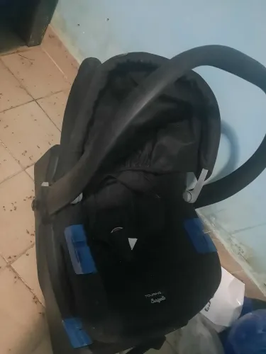Bebê conforto pouco usado burigotto
