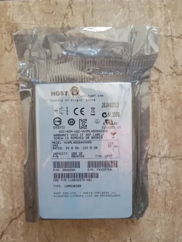 Vendo Disco rígido SSD HGST HUSML4020ASS600 200GB 2,5" SAS 0B26586, novo lacrado.