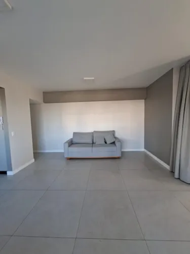 Alugo lindo loft com 56m2 totalmente mobiliado e muito bem localizado em Joinville (SC)