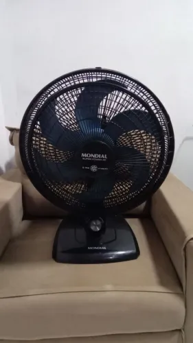 Ventilador grande  R$ 100,00 