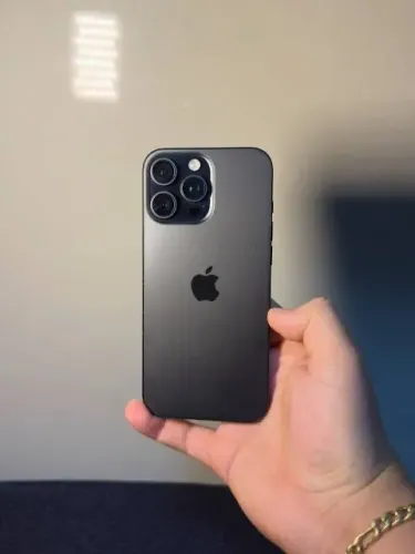 Vendo IPhone 16 Pro Max - 12X de R$589,90
