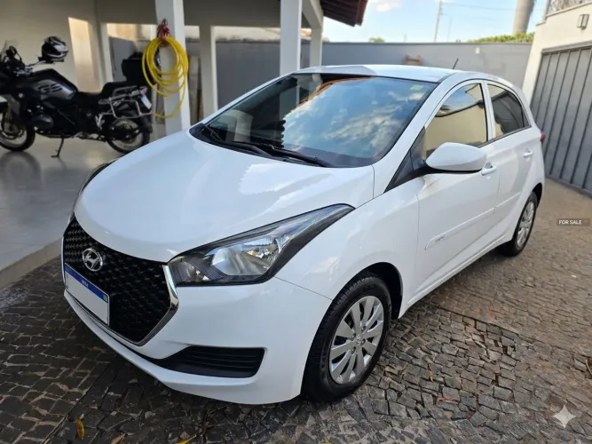Hyundai HB20 Unique 1.0 Flex 12V Mec. 2019