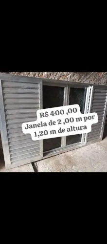 Veneziana de alumínio