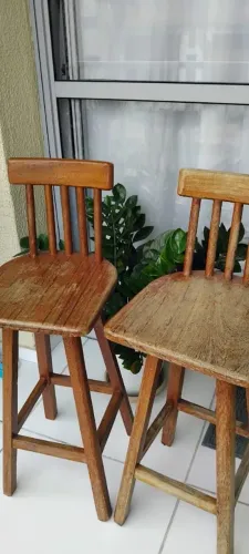 02 (DUAS) BANQUETAS ALTA DE MADEIRA ANGELIN 