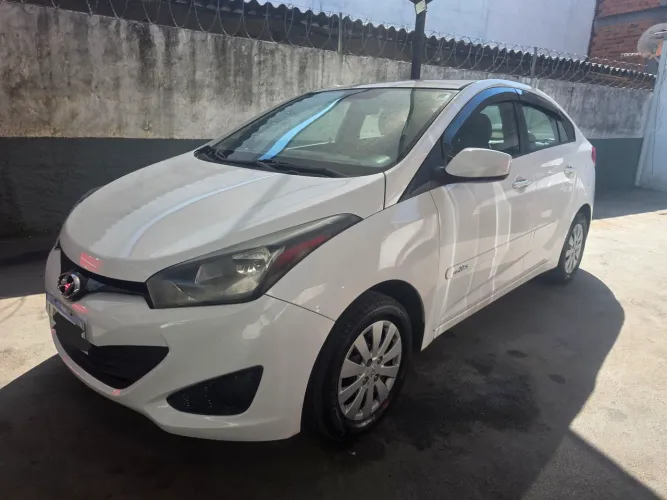 Hyundai HB20S C.plus/c.style 1.6 Flex 16V Mec.4p 2015