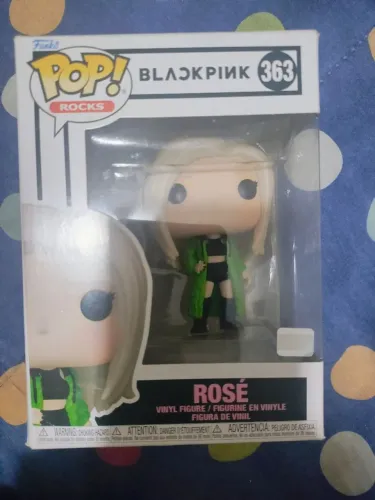 Funko Pop Rosé do Blackpink #363 NA CAIXA
