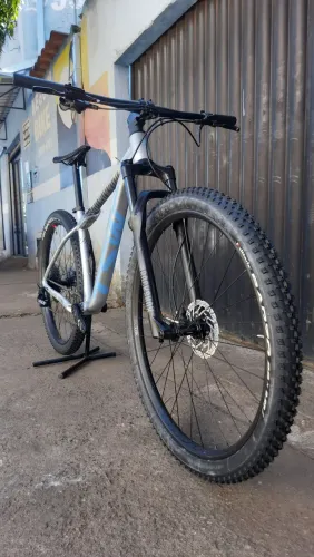 Bicicleta aro 29 12 vel TSW Yukon/Nuuk com Judy e grupo Sram NX