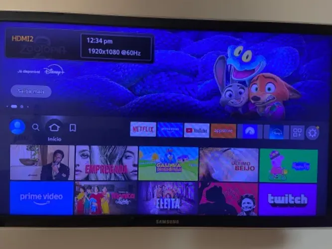 TV Samsung 40 polegadas com Amazon stick
