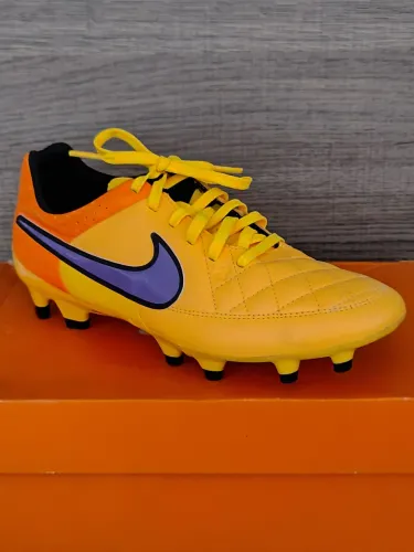 Chuteira Nike Tiempo Campo Nº 37 Original Nova na Caixa