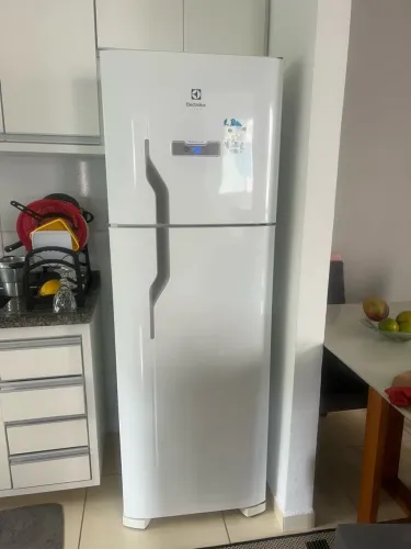 Geladeira eletrolux 