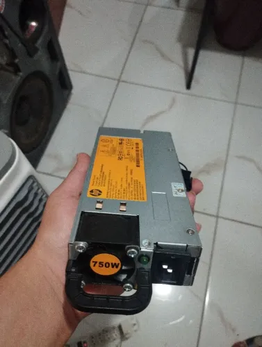 Vende-se fonte de servidor Hp de 750w modificada para placa amd bc 250 ou outros projetos