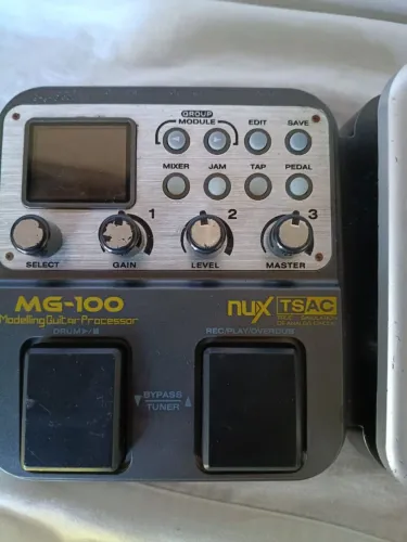 Pedaleira Nux mg100