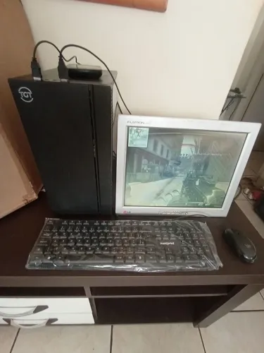 Computador Semi Gamer ASUS 1155 DDR3 4gbram ( Intel HD Graphics integrado 2gb Video )