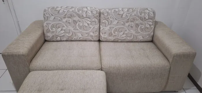 Sofá 03 lugares