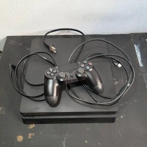 Playstation 4 Slim Usado + 7 jogos