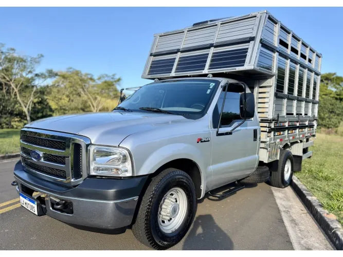 Ford F-350 2.8 Turbo Intercooler Diesel 2P Manual 2019