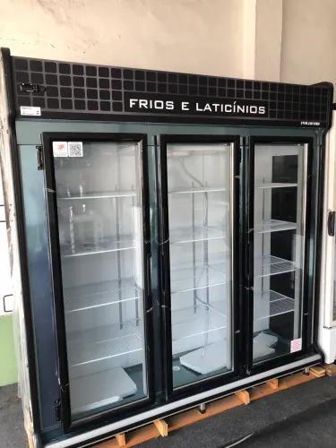 Refrigerador 3 portas da Polofrio - 127v ou 220v