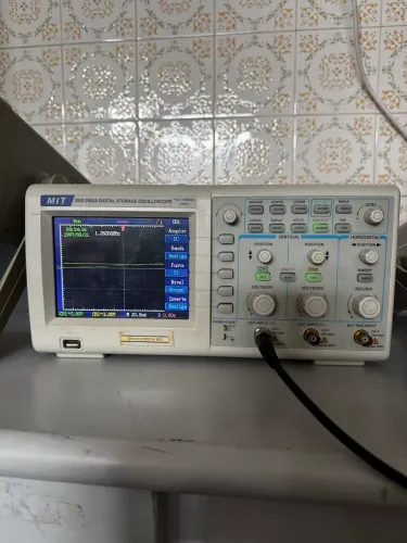 Osciloscópio Digital Mit 2062A