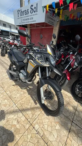 XRE 300 adventure 
