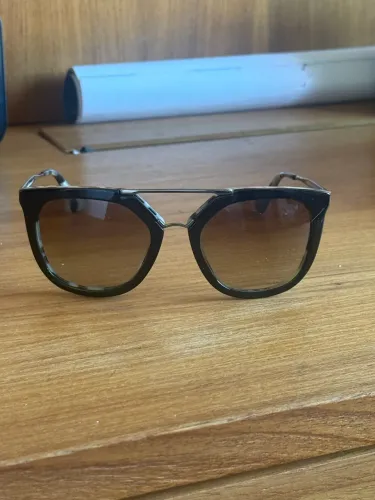 Óculos de sol prada feminino