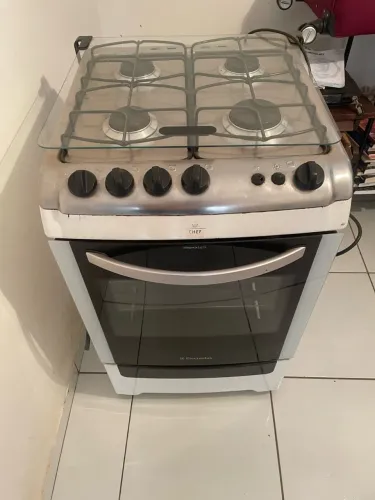 Fogão Electrolux Chef 52 SM 4 Bocas GLP ? Inox com Tampa de Vidro