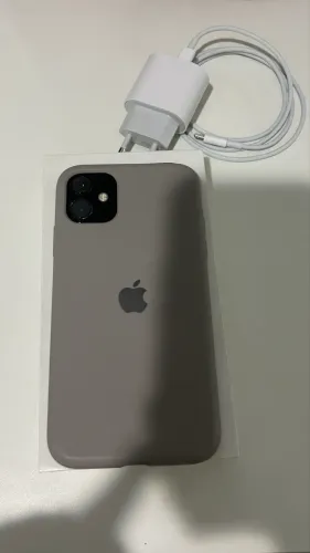 iPhone 11 64GB