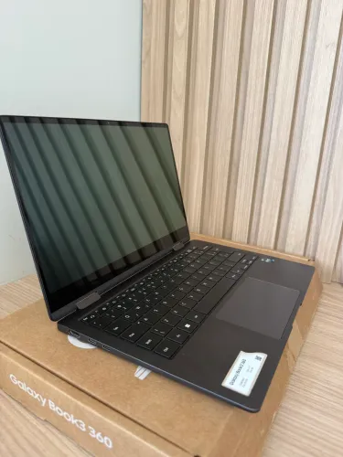 Samsung Galaxybook3 360 I5. Tablet E Notebook, Em Alumínio.