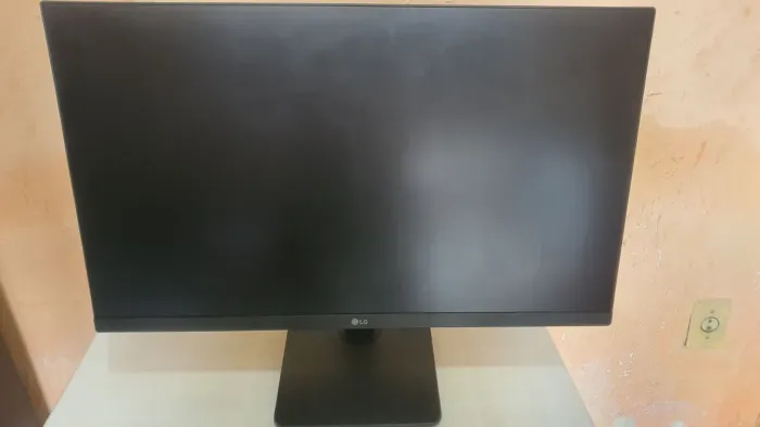 Monitor LG Tela Infinita Sem Bordas taxa de atualização Ideal para Jogos ; Extra