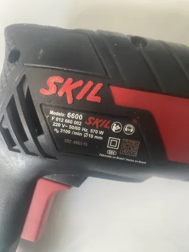Furadeira skil