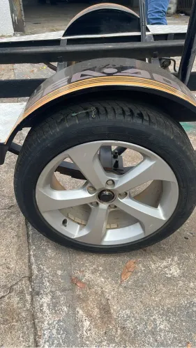 Urgente vendo carretinha reboque goiana para jetski roda 17