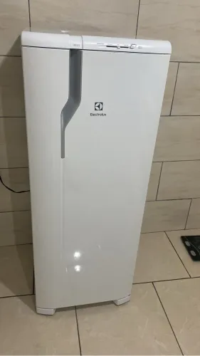Geladeira Electrolux Nova 127V