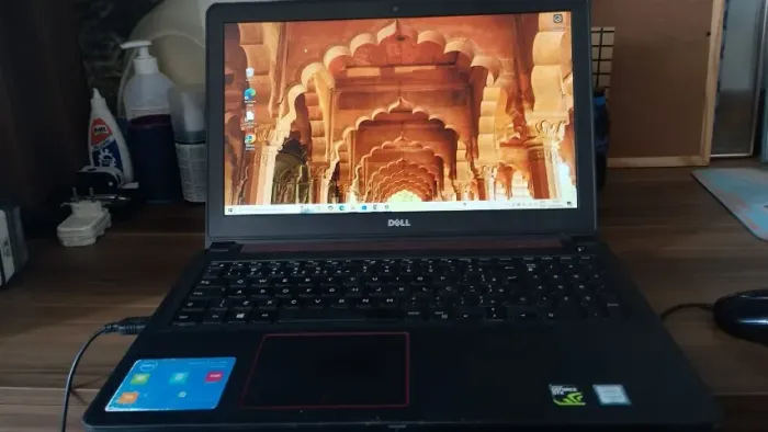 noteebook usado dell Inspiron * i5 usado