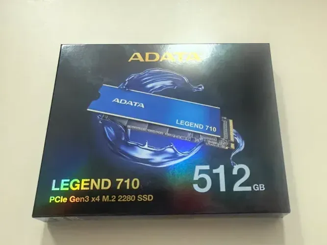 Vende-se SSD 512GB ADATA Legend 710 PCIe Gen3 x4 M.2 2280 Novo