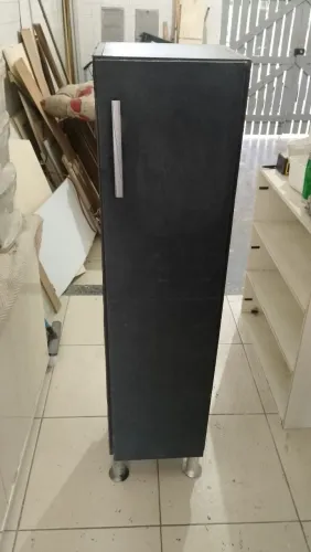Vende -se armário multiuso